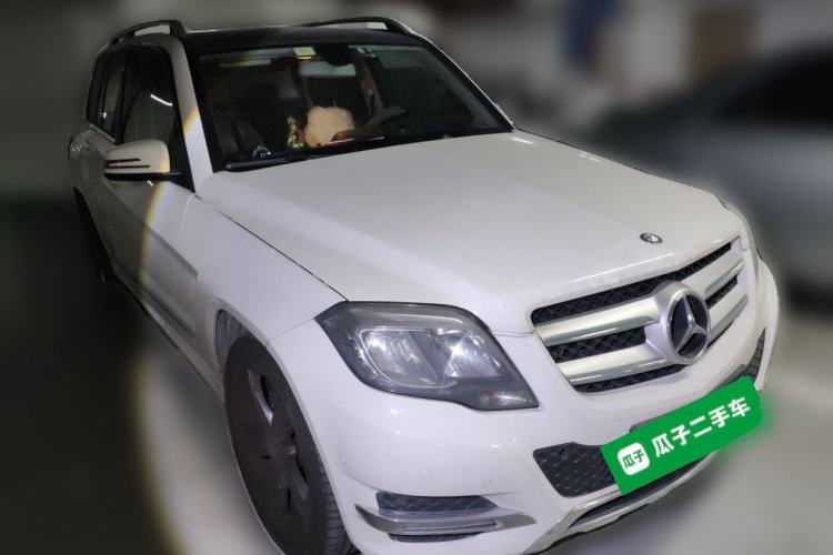 Used Mercedes-Benz GLK-Class 2013 GLK 300 4MATIC Dynamic Sunroof Model Front Right 45 Deg