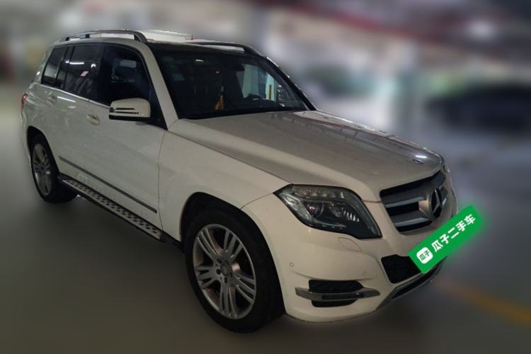 Used Mercedes-Benz GLK-Class 2013 GLK 300 4MATIC Dynamic Sunroof Model Front Right 45 Deg