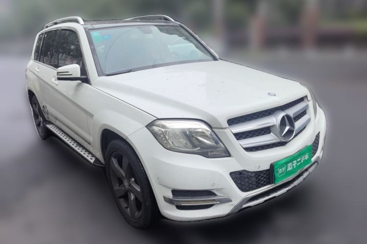 Used Mercedes-Benz GLK-Class 2013 GLK 300 4MATIC Dynamic Sunroof Model Front Right 45 Deg