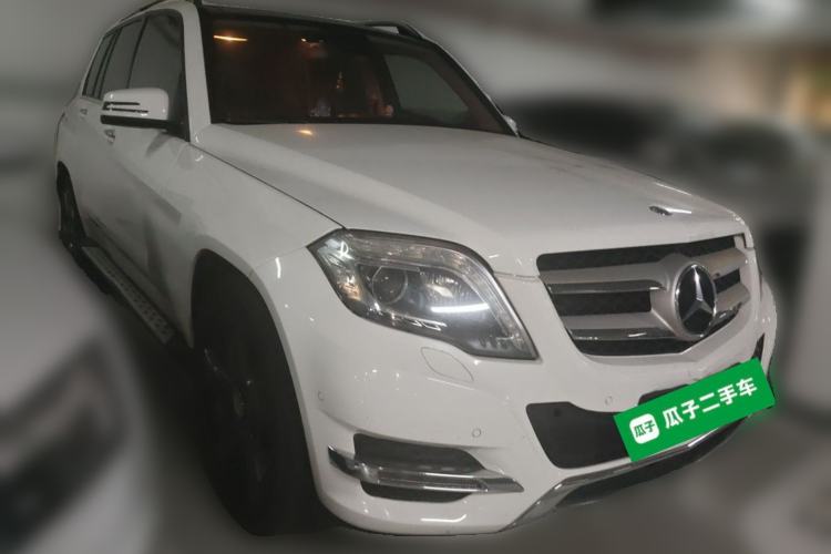 Used Mercedes-Benz GLK-Class 2013 Facelift GLK 300 4MATIC Fashion Edition Front Right 45 Deg