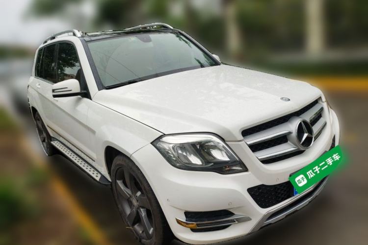 Used Mercedes-Benz GLK-Class 2013 GLK 300 4MATIC Dynamic Sunroof Model Front Right 45 Deg