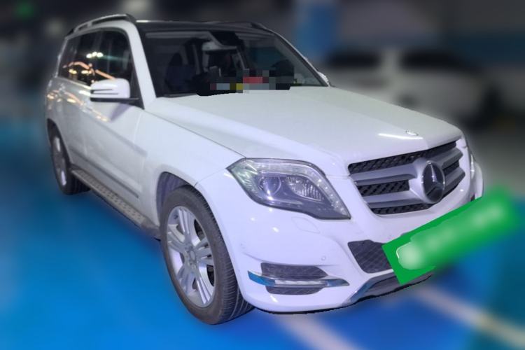 Used Mercedes-Benz GLK-Class 2013 GLK 300 4MATIC Fashion Model Front Right 45 Deg