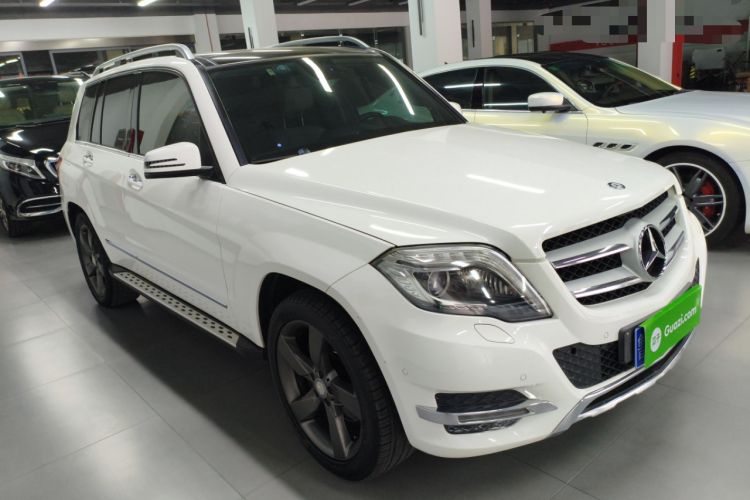 Used Mercedes-Benz GLK-Class 2013 Facelift GLK 300 4MATIC Fashion Edition Front Right 45 Deg