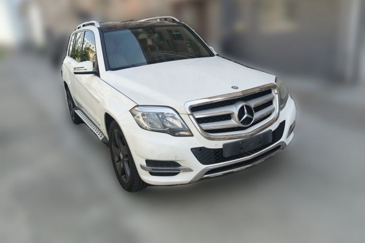 Used Mercedes-Benz GLK-Class 2013 GLK 300 4MATIC Dynamic Sunroof Model Front Right 45 Deg