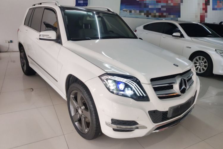 Used Mercedes-Benz GLK-Class 2013 GLK 300 4MATIC Dynamic Sunroof Model Front Right 45 Deg
