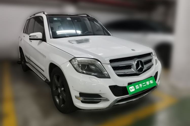 Used Mercedes-Benz GLK-Class 2013 Facelift GLK 300 4MATIC Fashion Edition Front Right 45 Deg