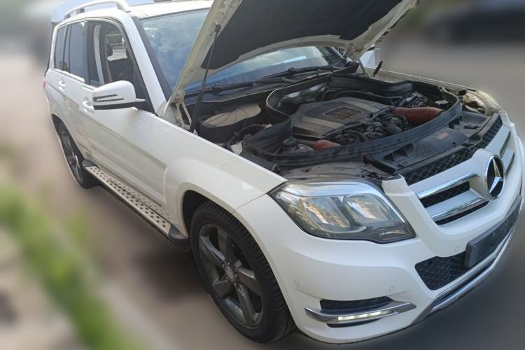 Used Mercedes-Benz GLK-Class 2013 GLK 300 4MATIC Dynamic Sunroof Model Front Right 45 Deg