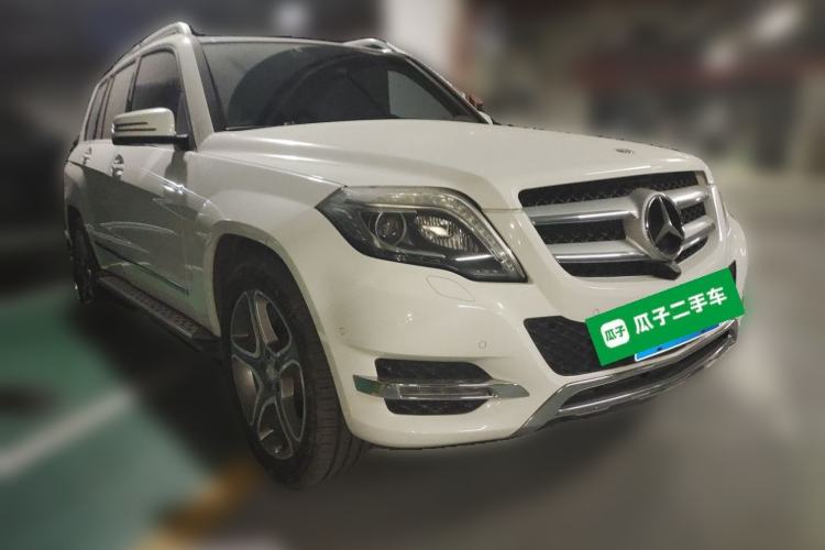 Used Mercedes-Benz GLK-Class 2013 Facelift GLK 300 4MATIC Luxury Edition Front Right 45 Deg