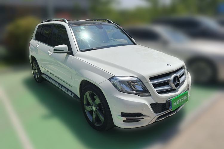 Used Mercedes-Benz GLK-Class 2013 GLK 300 4MATIC Dynamic Sunroof Model Front Right 45 Deg