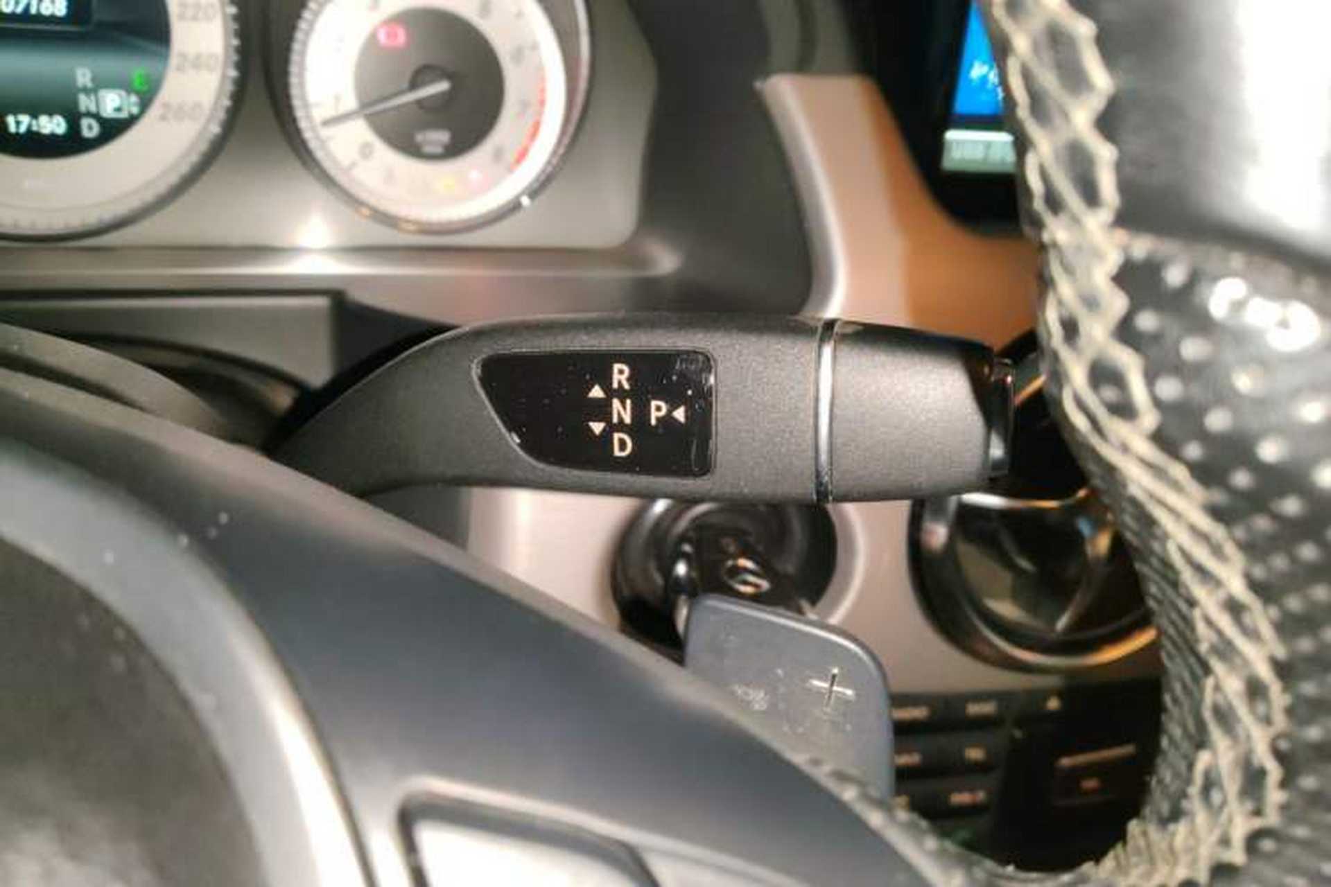 Used Mercedes-Benz GLK-Class 2013 GLK 300 4MATIC Dynamic Sunroof Model Gear Lever