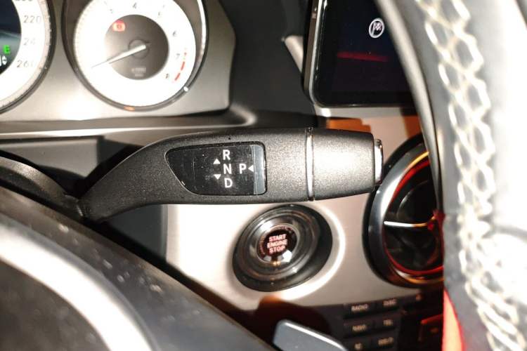 Used Mercedes-Benz GLK-Class 2013 GLK 300 4MATIC Dynamic Sunroof Model Gear Lever