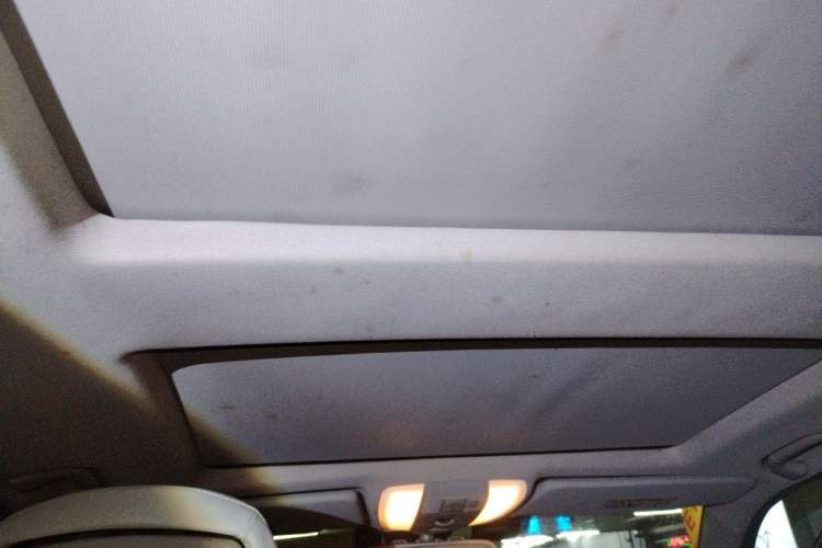 Used Mercedes-Benz GLK-Class 2013 GLK 300 4MATIC Dynamic Sunroof Model Headliner