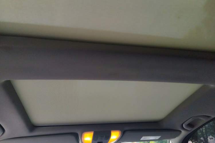 Used Mercedes-Benz GLK-Class 2013 Facelift GLK 300 4MATIC Fashion Edition Headliner