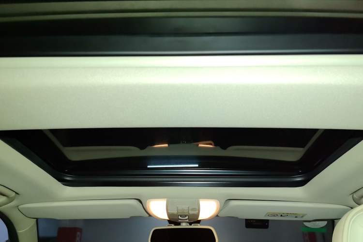 Used Mercedes-Benz GLK-Class 2013 GLK 300 4MATIC Dynamic Sunroof Model Headliner