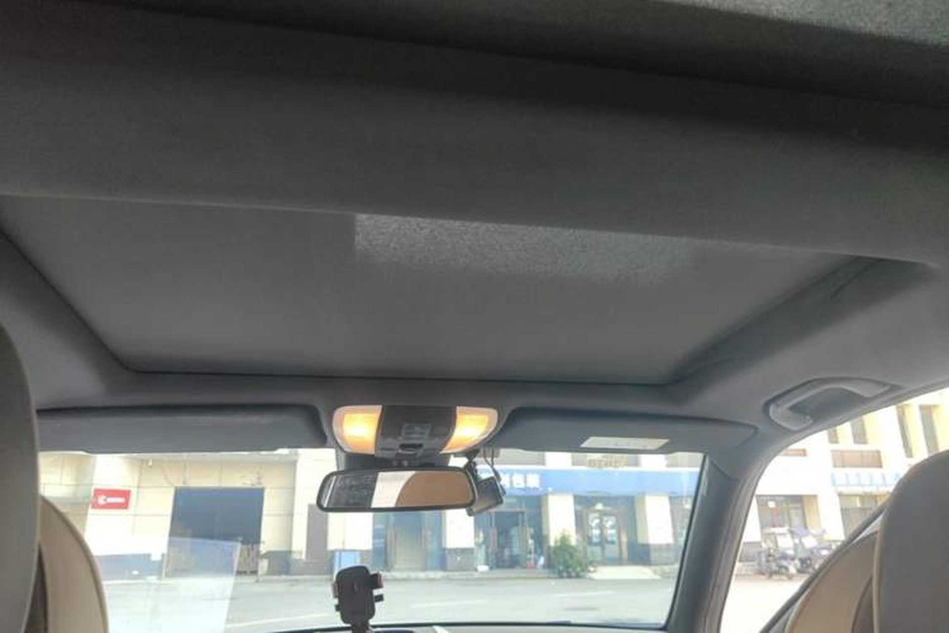 Used Mercedes-Benz GLK-Class 2013 Facelift GLK 300 4MATIC Luxury Edition Headliner