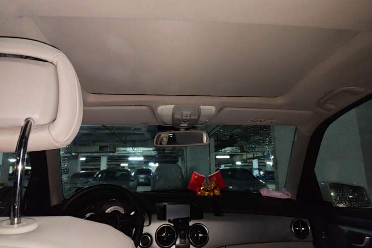 Used Mercedes-Benz GLK-Class 2013 GLK 300 4MATIC Dynamic Sunroof Model Headliner
