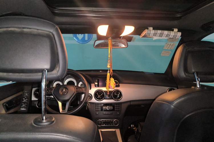 Used Mercedes-Benz GLK-Class 2013 GLK 300 4MATIC Dynamic Sunroof Model Headliner