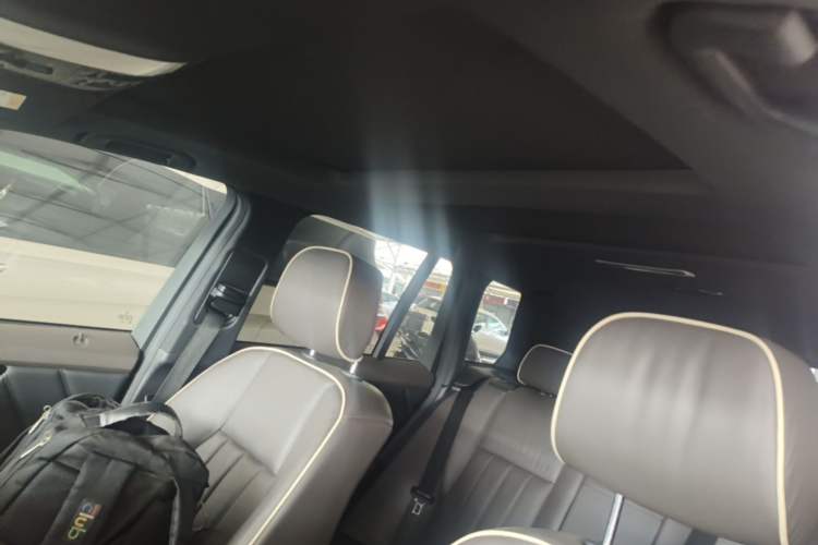 Used Mercedes-Benz GLK-Class 2013 Facelift GLK 300 4MATIC Luxury Edition Headliner