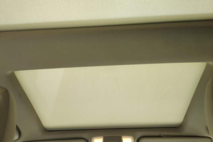Used Mercedes-Benz GLK-Class 2013 Facelift GLK 300 4MATIC Fashion Edition Headliner