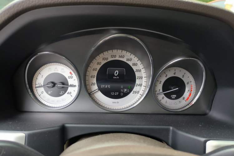 Used Mercedes-Benz GLK-Class 2013 GLK 300 4MATIC Dynamic Sunroof Model Instrument Cluster