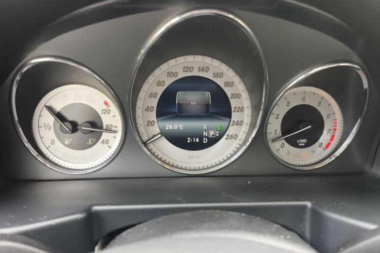 Used Mercedes-Benz GLK-Class 2013 GLK 300 4MATIC Dynamic Sunroof Model Instrument Cluster