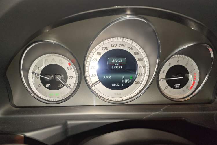 Used Mercedes-Benz GLK-Class 2013 Facelift GLK 300 4MATIC Fashion Edition Instrument Cluster