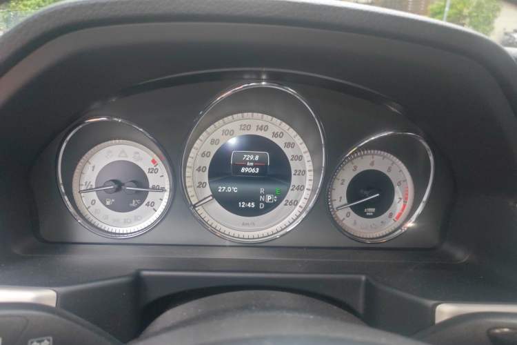 Used Mercedes-Benz GLK-Class 2013 Facelift GLK 300 4MATIC Fashion Edition Instrument Cluster
