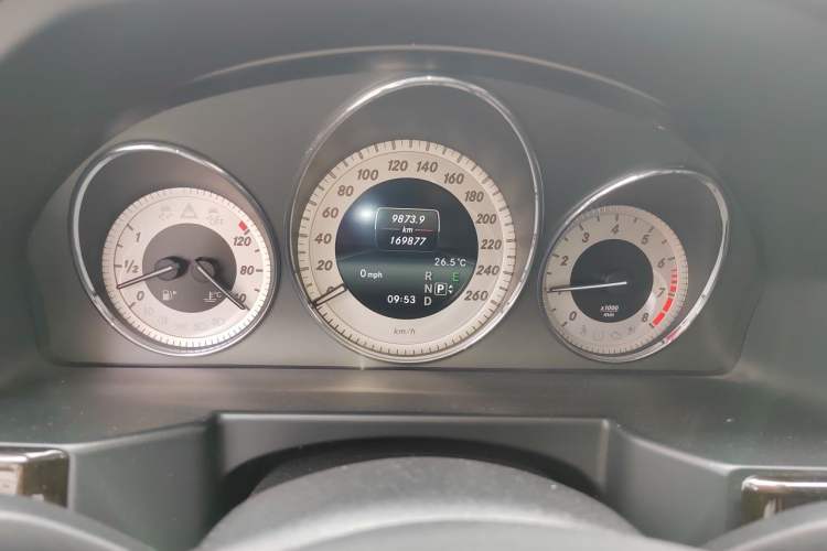 Used Mercedes-Benz GLK-Class 2013 GLK 300 4MATIC Dynamic Sunroof Model Instrument Cluster