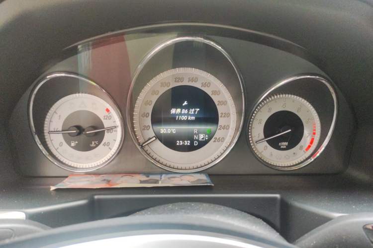 Used Mercedes-Benz GLK-Class 2013 GLK 300 4MATIC Dynamic Sunroof Model Instrument Cluster