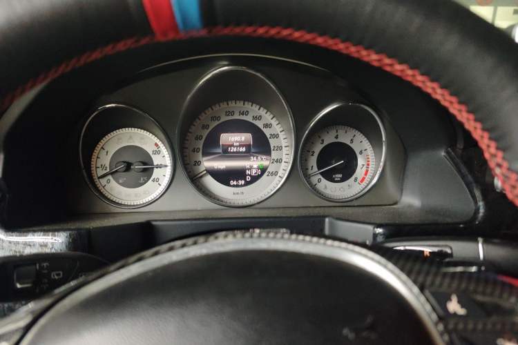 Used Mercedes-Benz GLK-Class 2013 GLK 300 4MATIC Dynamic Edition Instrument Cluster