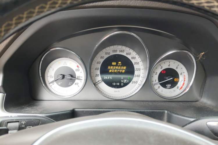 Used Mercedes-Benz GLK-Class 2013 GLK 300 4MATIC Dynamic Sunroof Model Instrument Cluster
