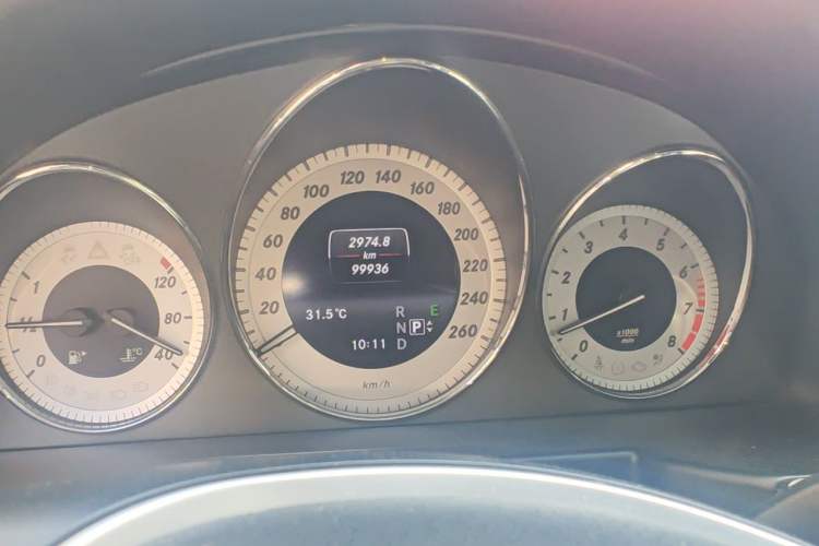 Used Mercedes-Benz GLK-Class 2013 GLK 300 4MATIC Dynamic Sunroof Model Instrument Cluster