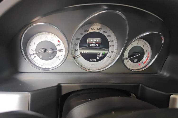 Used Mercedes-Benz GLK-Class 2013 GLK 300 4MATIC Dynamic Edition Instrument Cluster