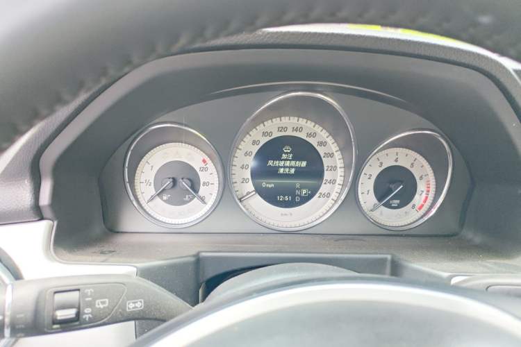 Used Mercedes-Benz GLK-Class 2013 GLK 300 4MATIC Dynamic Sunroof Model Instrument Cluster