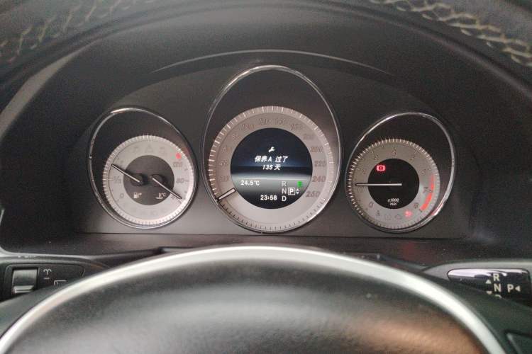 Used Mercedes-Benz GLK-Class 2013 GLK 300 4MATIC Dynamic Sunroof Model Instrument Cluster