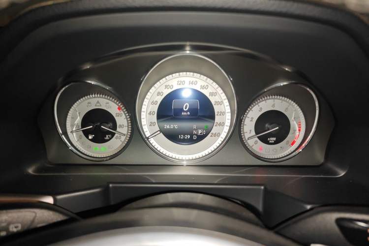 Used Mercedes-Benz GLK-Class 2013 GLK 300 4MATIC Dynamic Sunroof Model Instrument Cluster