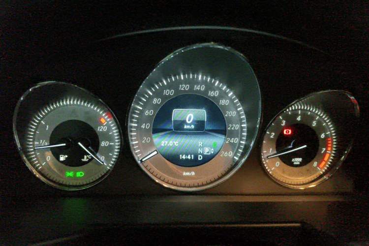 Used Mercedes-Benz GLK-Class 2013 Facelift GLK 300 4MATIC Fashion Edition Instrument Cluster