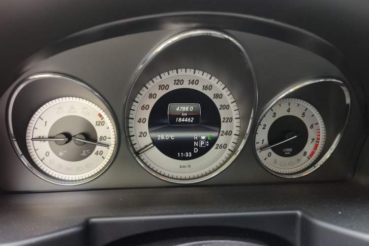 Used Mercedes-Benz GLK-Class 2013 GLK 300 4MATIC Dynamic Edition Instrument Cluster