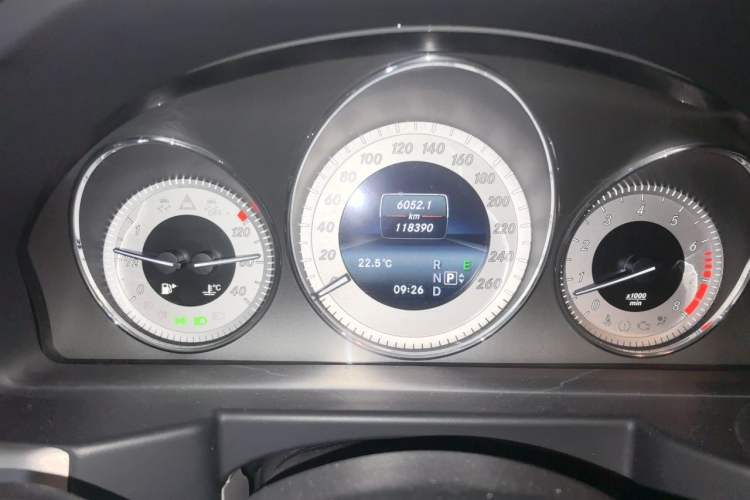 Used Mercedes-Benz GLK-Class 2013 GLK 300 4MATIC Dynamic Edition Instrument Cluster
