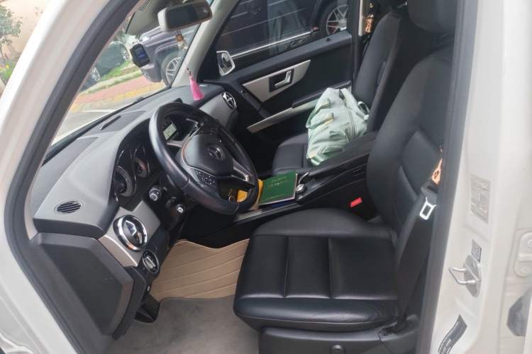 Used Mercedes-Benz GLK-Class 2013 Facelift GLK 300 4MATIC Fashion Edition Left Front Seat