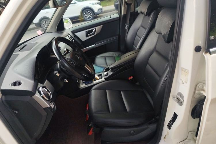 Used Mercedes-Benz GLK-Class 2013 GLK 300 4MATIC Fashion Model Left Front Seat