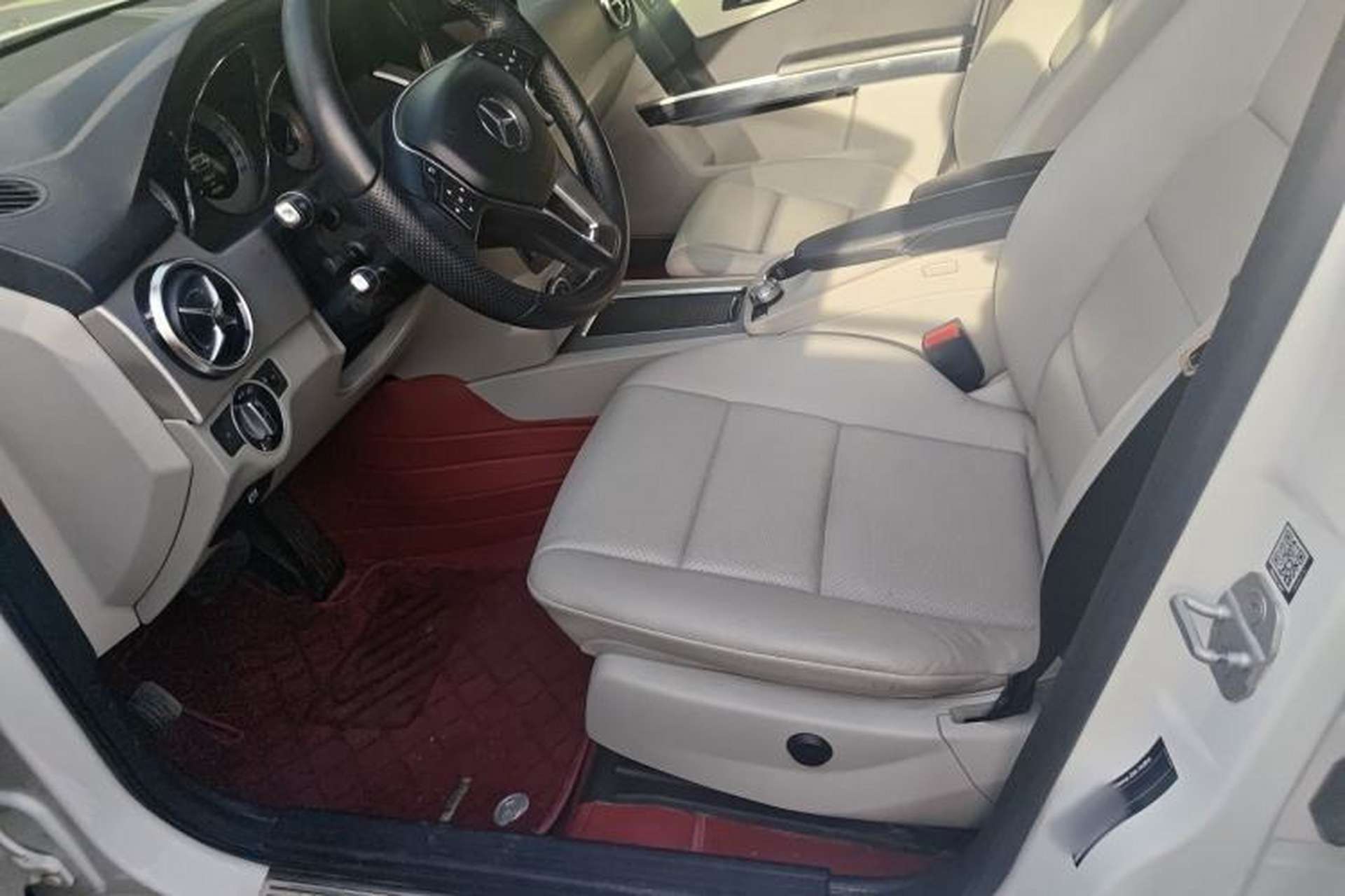 Used Mercedes-Benz GLK-Class 2013 GLK 300 4MATIC Dynamic Sunroof Model Left Front Seat