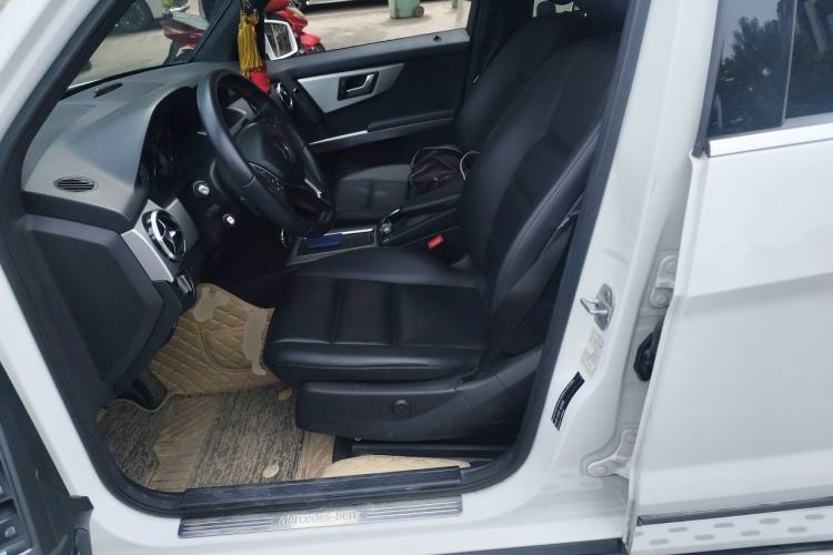Used Mercedes-Benz GLK-Class 2013 Facelift GLK 300 4MATIC Fashion Edition Left Front Seat