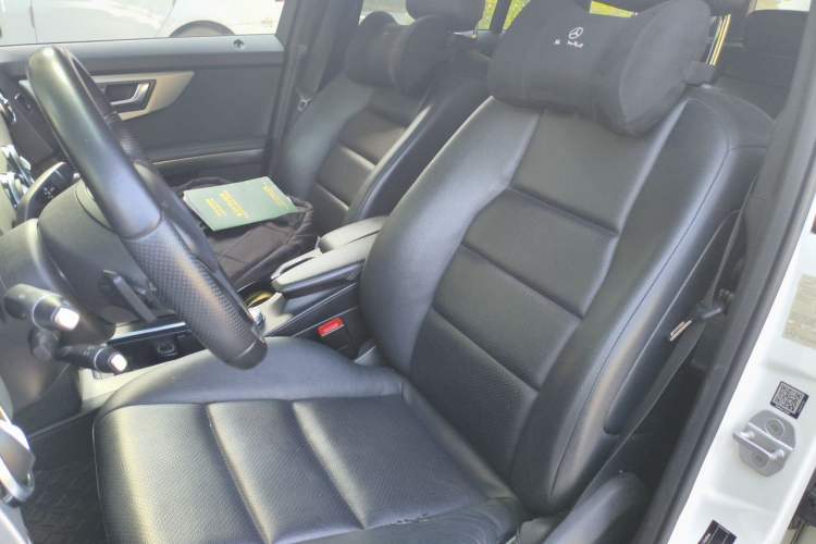 Used Mercedes-Benz GLK-Class 2013 Facelift GLK 300 4MATIC Fashion Edition Left Front Seat