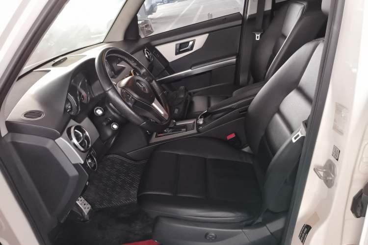 Used Mercedes-Benz GLK-Class 2013 GLK 300 4MATIC Dynamic Sunroof Model Left Front Seat
