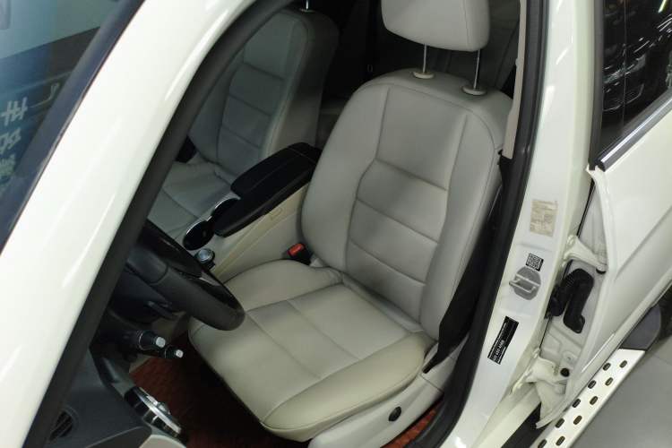 Used Mercedes-Benz GLK-Class 2013 Facelift GLK 300 4MATIC Fashion Edition Left Front Seat