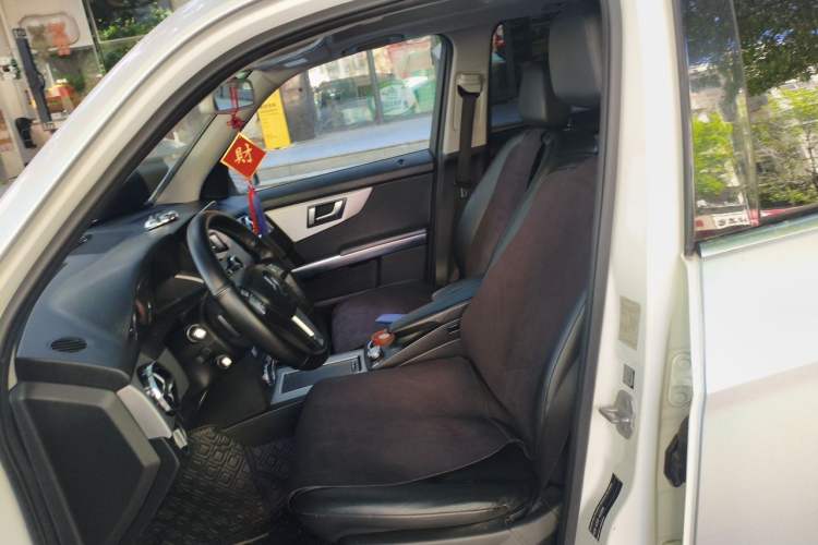 Used Mercedes-Benz GLK-Class 2013 Facelift GLK 300 4MATIC Fashion Edition Left Front Seat