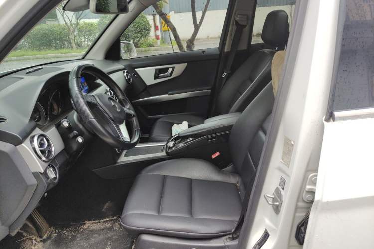 Used Mercedes-Benz GLK-Class 2013 Facelift GLK 300 4MATIC Fashion Edition Left Front Seat