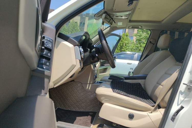 Used Mercedes-Benz GLK-Class 2013 GLK 300 4MATIC Dynamic Sunroof Model Left Front Seat