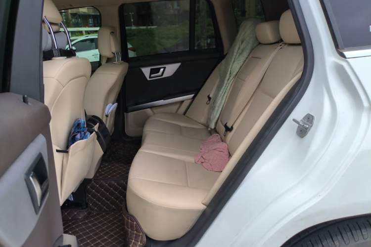 Used Mercedes-Benz GLK-Class 2013 GLK 300 4MATIC Dynamic Sunroof Model Left Rear Seat
